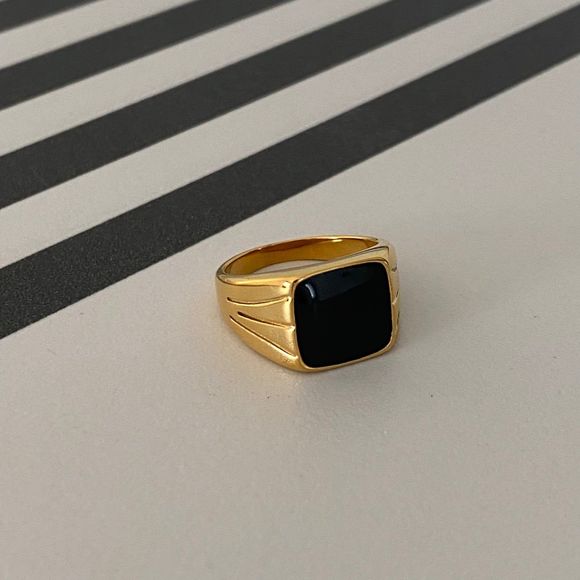 18K Gold Plated Statement Unisex Black Spinel Signet Ring - Picture 2 of 6